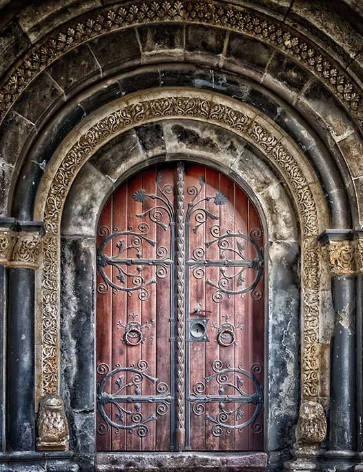 Retro Castle Arch Old Red Wood Door With Gothic Wall Backdrop For Photography Shopbackdrop