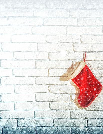 White Brick Wall With Christmas Socks Photography Backdrop J-0415 Shopbackdrop